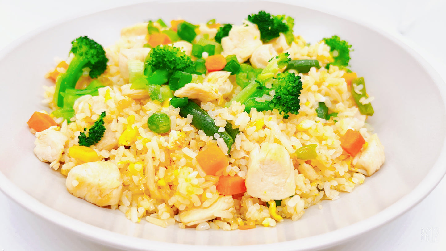 Chicken & Broccoli Fried Rice (Cơm Chiên Gà, Súp-lơ Xanh)